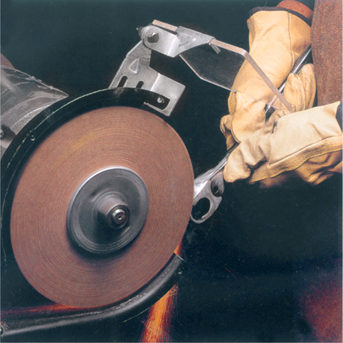 Meules d'abrasion & de polissage Scotch-brite, 6" dia. x 1" la, Arbre 1", Oxyde d'aluminium Ontario Safety Products
