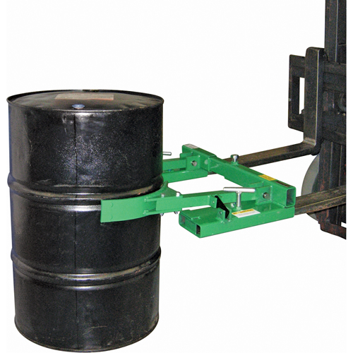 Manipulateur de baril m&eacute;canique Auto-Grip actionn&eacute; par gravit&eacute;, Pour 30 - 85 gal. US (25 - 70 gal. imp.) Ontario Safety Products