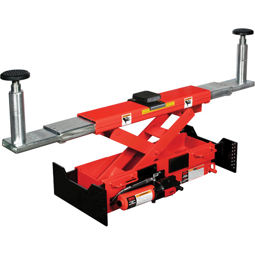 Pont &eacute;l&eacute;vateur &agrave; rouleaux, actionn&eacute; par pompe air/hydraulique Ontario Safety Products