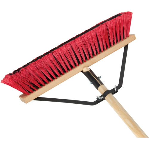 Balai-brosse &agrave; manche renforc&eacute;, 18", Moyen, Soies PVC Ontario Safety Products