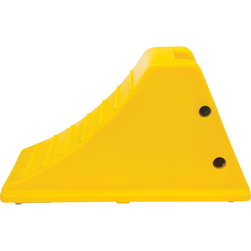 Cales de roue avec surface antid&eacute;rapante en aluminium, Polyur&eacute;thane, Jaune s&eacute;curit&eacute; OSHA, 11-1/4" la x 21" p x 12-1/4" h Ontario Safety Products