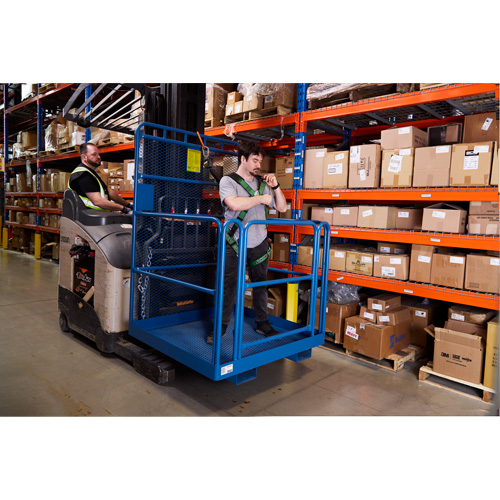Nacelle &eacute;l&eacute;vatrice pour travail en hauteur, 48" x 48" x 72" h, Capacit&eacute; de 1000 lb, Acier Ontario Safety Products