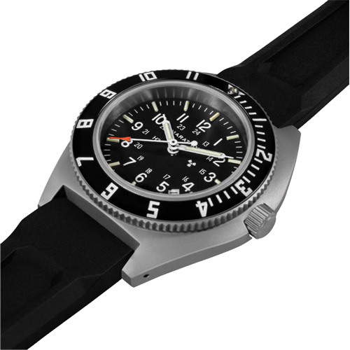 Montre Steel Navigator avec date sur ensemble bracelet en caoutchouc noir de trois morceaux, Num&eacute;rique, &agrave; piles, 41 mm, Noir Ontario Safety Products
