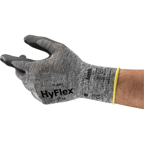 Gants Hyflex 11-801, 7/Petit, R&ecirc;vetement Mousse de nitrile, Calibre 15, Enveloppe en Nylon Ontario Safety Products