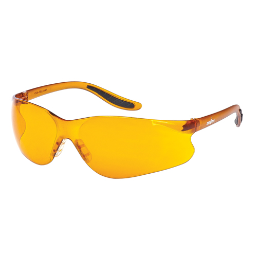 Lunettes de s&eacute;curit&eacute; s&eacute;rie Z500, Lentille Orange, Anti-&eacute;gratignures, ANSI Z87+/R&eacute;pond ou surpasse la norme CSA Z94.3 Ontario Safety Products