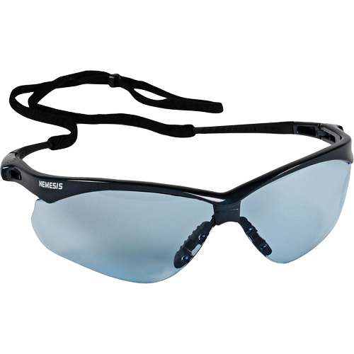 Lunettes de s&eacute;curit&eacute; Nemesis de Kleenguard, Lentille Bleu p&acirc;le, Anti-&eacute;gratignures, ANSI Z87+/R&eacute;pond ou surpasse la norme CSA Z94.3 Ontario Safety Products