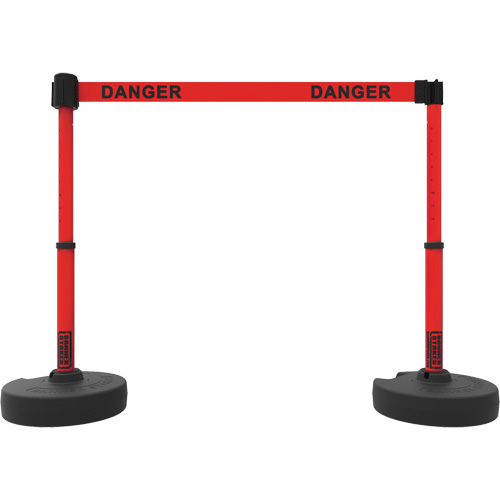 Ensemble de montants pour barri&egrave;re Plus, Plastique, 42" h, Ruban Rouge, Longueur du ruban 15' Ontario Safety Products