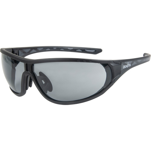 Lunettes de s&eacute;curit&eacute; de s&eacute;rie Z3000, Lentille Grise/fum&eacute;e, Antibu&eacute;e/Anti-&eacute;gratignures, ANSI Z87+/R&eacute;pond ou surpasse la norme CSA Z94.3 Ontario Safety Products