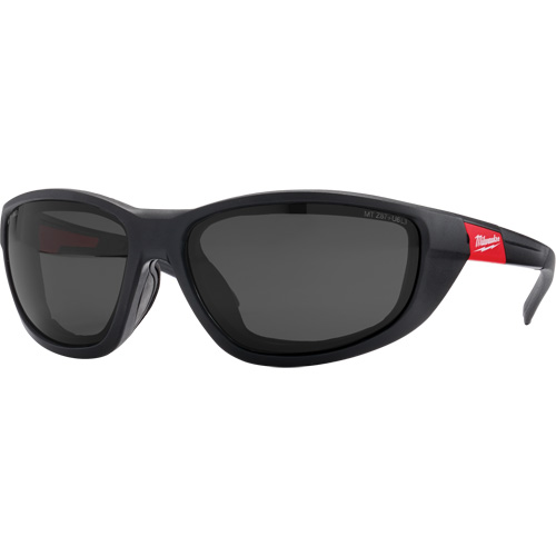 Lunettes de s&eacute;curit&eacute; performantes avec joints, Lentille Fum&eacute;e, Antibu&eacute;e/Anti-&eacute;gratignures/Polaris&eacute;, ANSI Z87+/R&eacute;pond ou surpasse la norme CSA Z94.3 Ontario Safety Products