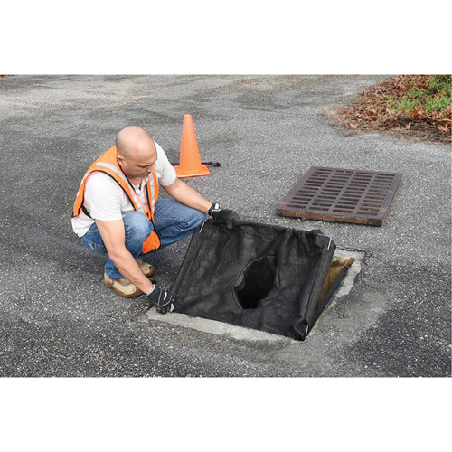 Bac de r&eacute;tention carr&eacute; Ultra-Drain Guard avec orifice de trop-plein, Huile & s&eacute;diments, 16" - 28" lo x 20" - 36" la Ontario Safety Products