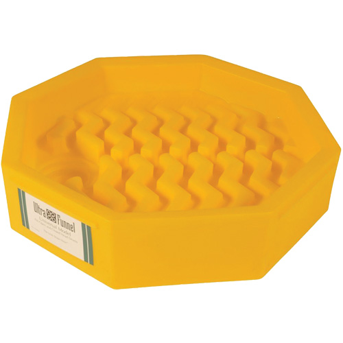 Ultra-Universal Funnel avec bec verseur Ontario Safety Products