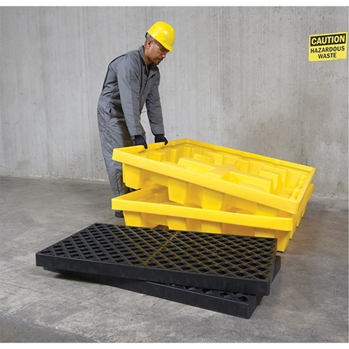 Ultra-Spill Pallet emboitable, 4 barils, Capacit&eacute; de d&eacute;versement 66 gal. US, 51" x 51" x 10" Ontario Safety Products