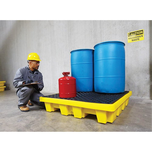 Ultra-Spill Pallet emboitable, 4 barils, Capacit&eacute; de d&eacute;versement 66 gal. US, 51" x 51" x 10" Ontario Safety Products
