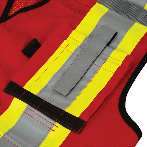 6678 Veste d'arpenteur antimicrobienne haute visibilit&eacute; avec dos en maille, Rouge, Petit, Polyester Ontario Safety Products