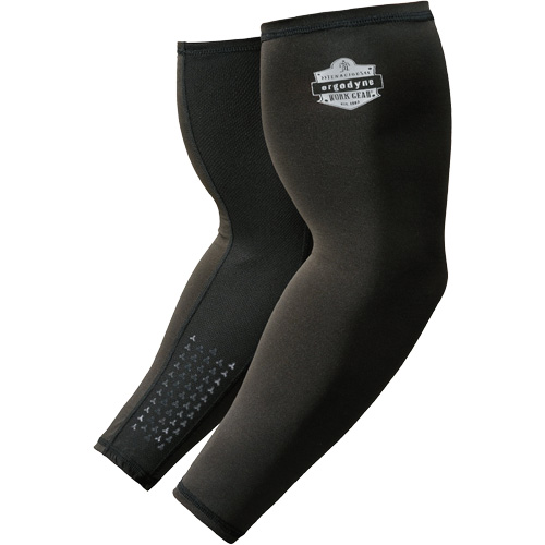 Manchons de refroidissement Chill-Its 6691 avec zones de pr&eacute;hension pour la manutention, grand, Noir Ontario Safety Products