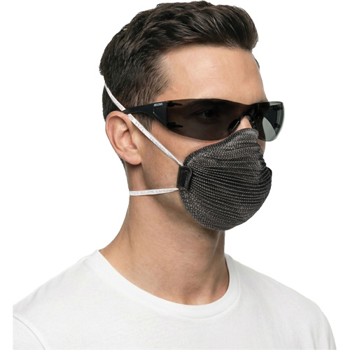 Lunettes de s&eacute;curit&eacute; Adapt Lite, Lentille Fum&eacute;e, Antibu&eacute;e/Anti-&eacute;gratignures, ANSI Z87+/R&eacute;pond ou surpasse la norme CSA Z94.3 Ontario Safety Products