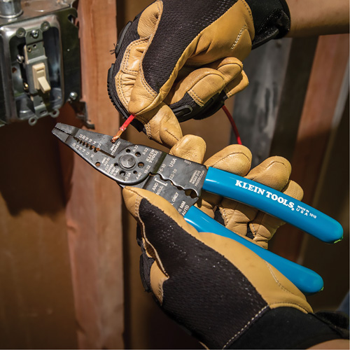 Outils polyvalents &agrave; bec long, 8-1/4" lo, 10 - 22 AWG Ontario Safety Products