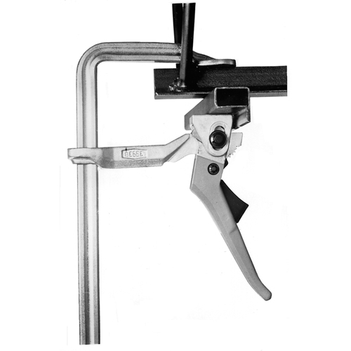 Serre-joints &agrave; levier (s&eacute;rie LC), 8" (203,2 mm), Force de serrage 660 lb Ontario Safety Products