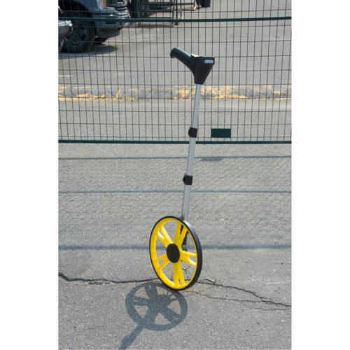 Roue d'arpentage num&eacute;rique, 12,5"/31,8 cm, Gamme de 99999,9 m, Pieds/m&egrave;tres Ontario Safety Products