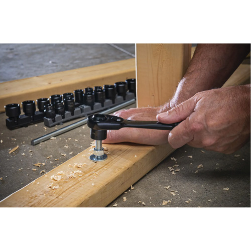 Ensemble d'outils pour m&eacute;canicien, 25 Mcx, Prise de 3/8" Ontario Safety Products