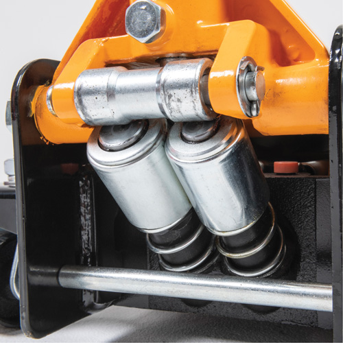 Heavy-Duty Floor Jack, 3 Ton(s) Capacity, 5-1/4" Lowered, 18-1/4" Raised, Manual Hydraulic Ontario Safety Products