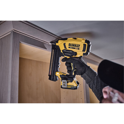 Cloueuse de finition sans fil cal 18 XR, 20 V, Lithium-ion Ontario Safety Products