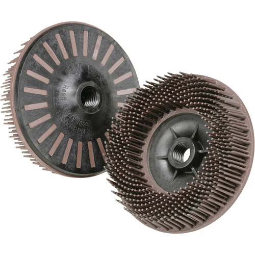 Disques radiaux bristle pour meuleuses angulaires Scotch-Brite, C&eacute;ramique, Grain 36, 4-1/2" dia. Ontario Safety Products