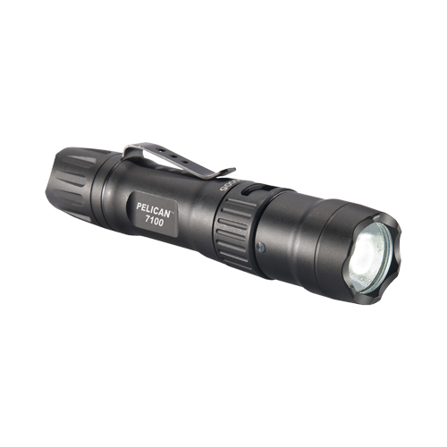 Lampe de poche tactique 7100, DEL, 695 lumens, Piles AA Ontario Safety Products