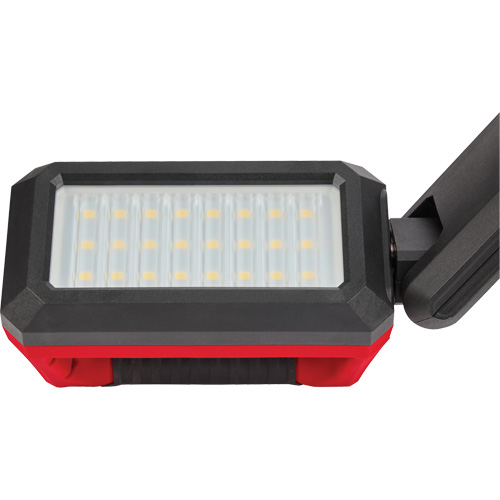 Lampe pour soubassement de carrosserie M12, Magn&eacute;tique, Rechargeable, 1200 lumens Ontario Safety Products