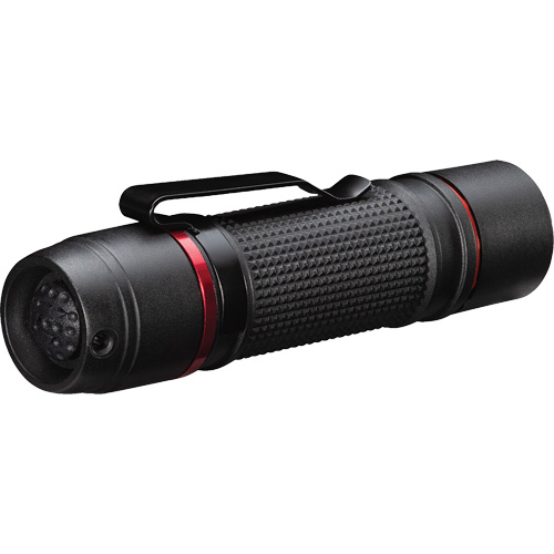 Lampe de poche &agrave; deux modes d'optique PX9, DEL, 750 lumens, Piles AAA Ontario Safety Products