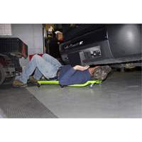 Sommier vert n&eacute;on &agrave; profil bas, en plastique robuste Ontario Safety Products