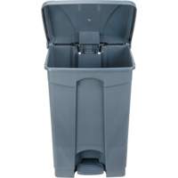 Step Garbage with Liner, Plastic, 12 US gal. Capacity JN512 | Ontario Safety Product