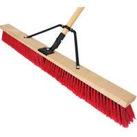 Balai-brosse &agrave; manche renforc&eacute;, 36", Moyen, Soies PVC Ontario Safety Products