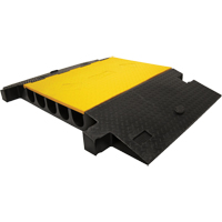 Protecteur de c&acirc;ble robuste Yellow Jacket, 5 canaux, 35,75" lo x 57,25" la x 5,125" h Ontario Safety Products