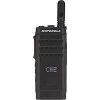 Radio portative de s&eacute;rie SL-300, Bande VHF, 2 canaux, Port&eacute;e 2 Ontario Safety Products