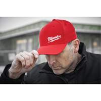 Casquette ajust&eacute;e Flexfit, Rouge, Poly-coton Ontario Safety Products
