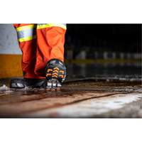 GripPro™ Spikeless Traction Aids, Rubber, Grooved Traction, Medium/Small SHA880 | Ontario Safety Product