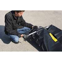 Conteneur de confinement flexible sans drain Ultra-275 Containment Sump, 102" lo x 48" la, 400 gal. US Capacit&eacute; Ontario Safety Products
