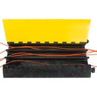 Protecteur de c&acirc;bles en polyur&eacute;thane, 3 canaux, 35,43" lo x 19,69" la x 3" h Ontario Safety Products