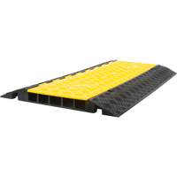 Protecteur de c&acirc;bles en polyur&eacute;thane, 5 canaux, 35,43" lo x 19,69" la x 2" h Ontario Safety Products