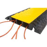 Protecteur de c&acirc;bles en polyur&eacute;thane, 5 canaux, 35,43" lo x 19,69" la x 2" h Ontario Safety Products