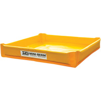 Berme de confinement compacte Mini-Berm en PVC jaune, Capacit&eacute; 34 gal. US, 3' la x 3' lo x 6" h Ontario Safety Products