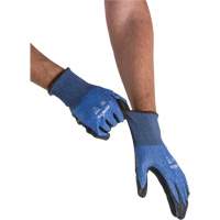 Gants l&eacute;gers et haute dext&eacute;rit&eacute; r&eacute;sistants &agrave; la coupe, Taille 11, Calibre 18, Rev&ecirc;tement Mousse de nitrile, Enveloppe en Acier inoxydable/PEHP/Tungst&egrave;ne, ASTM ANSI niveau A9 Ontario Safety Products