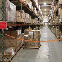 Ensemble de barri&egrave;re &agrave; chaîne magn&eacute;tique pour l'entrep&ocirc;t, Orange Ontario Safety Products