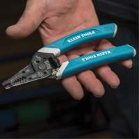 Pince &agrave; d&eacute;nuder Klein-Kurve Ontario Safety Products