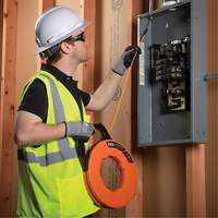 Ruban de tirage avec guide h&eacute;licoidale en acier Ontario Safety Products