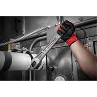 Aluminum Offset Pipe Wrench, 2" Jaw Capacity, 18" Long, Powder Coated Finish, Ergonomic Handle UAL241 | Ontario Safety Product